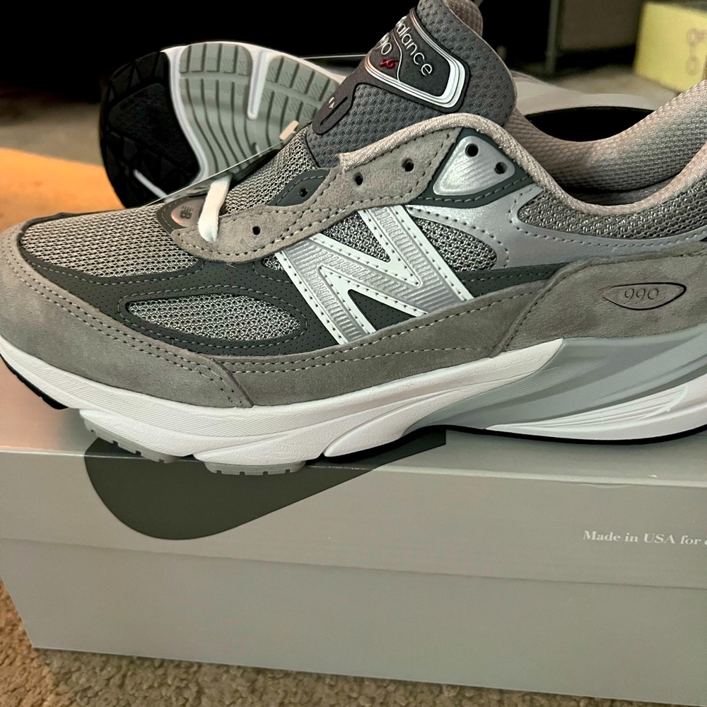 Brand New in box, New Balance V6 990, Gray, size 8.5 (Men’s)